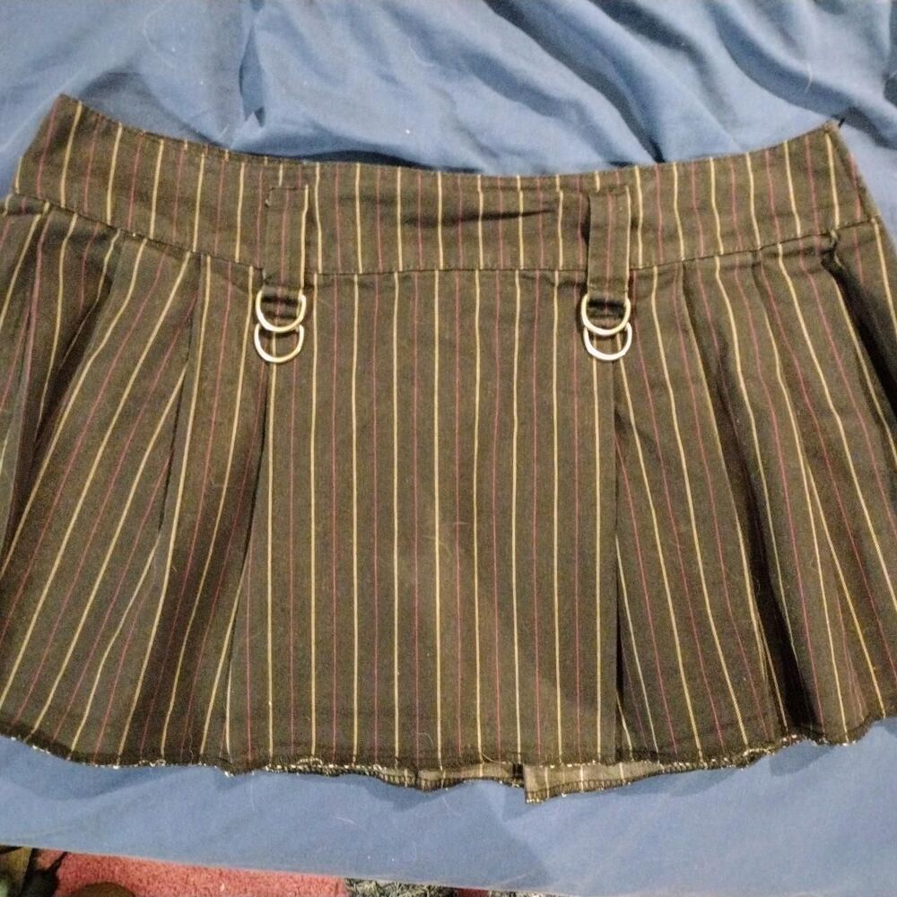Tripp-nyc Women's Black and Red Skirt